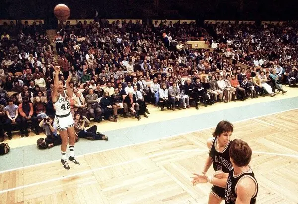 Picture of the one of first NBA 3 point line